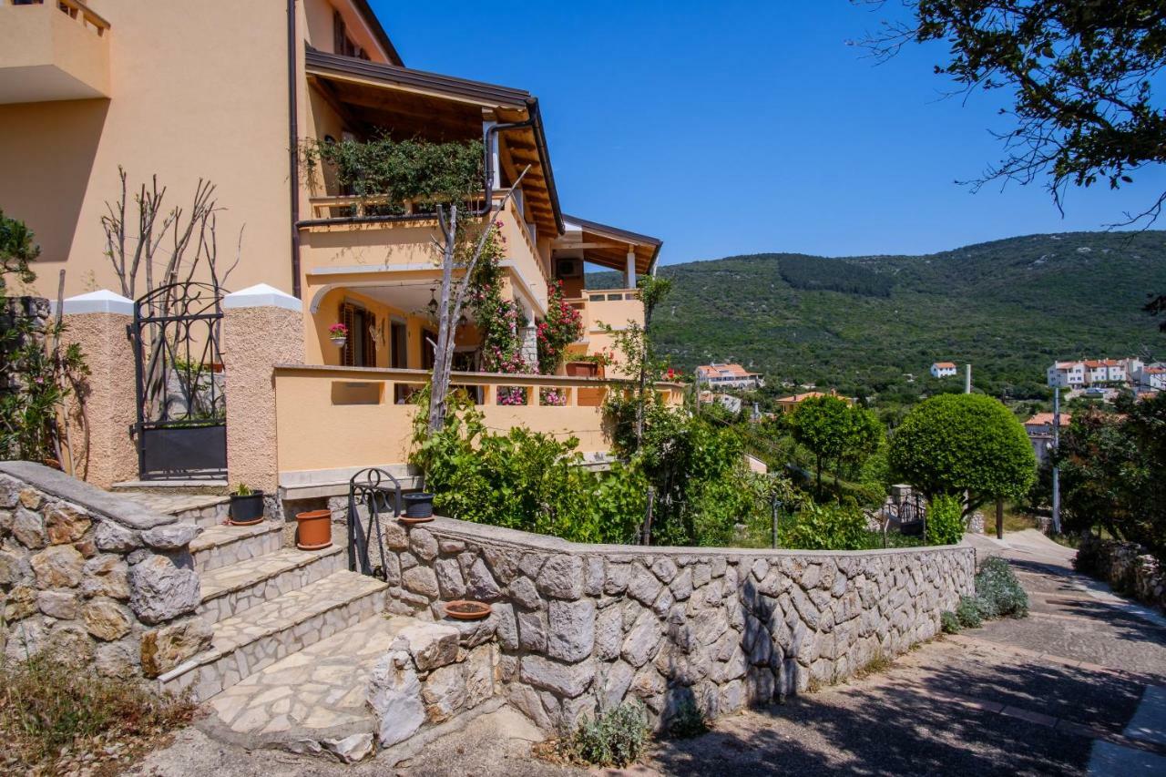 Apartmani Zorica Мартиншчица Экстерьер фото