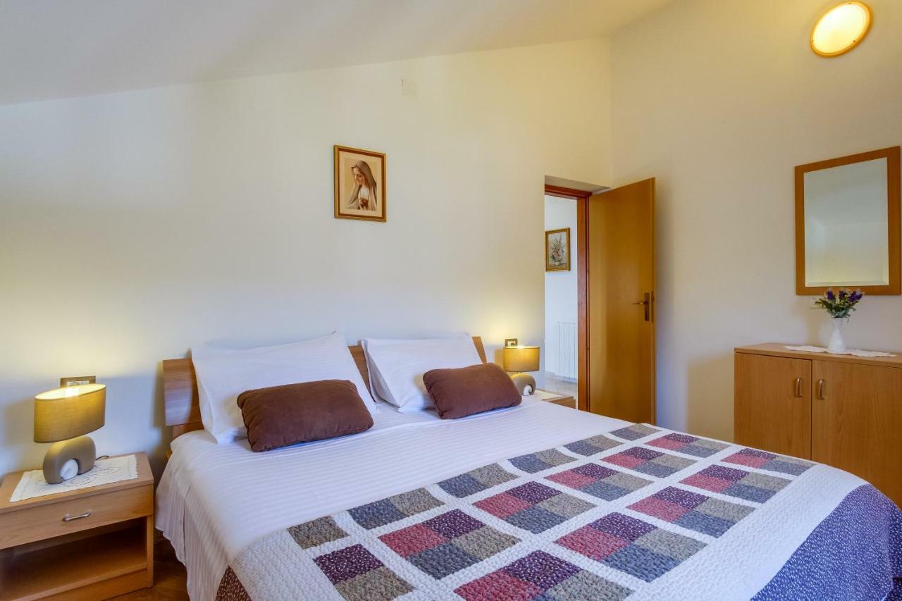 Apartmani Zorica Мартиншчица Экстерьер фото