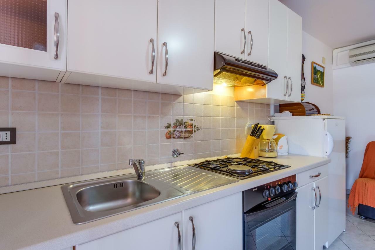 Apartmani Zorica Мартиншчица Экстерьер фото